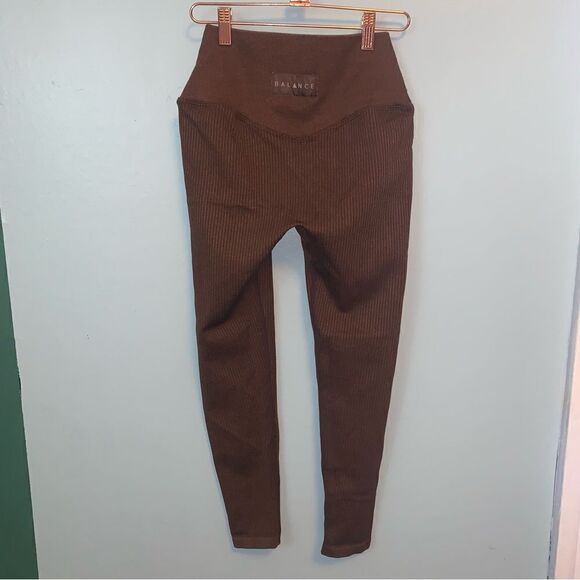 Balance Athletica The Channel Pant leggings Small - Picture 5 of 6